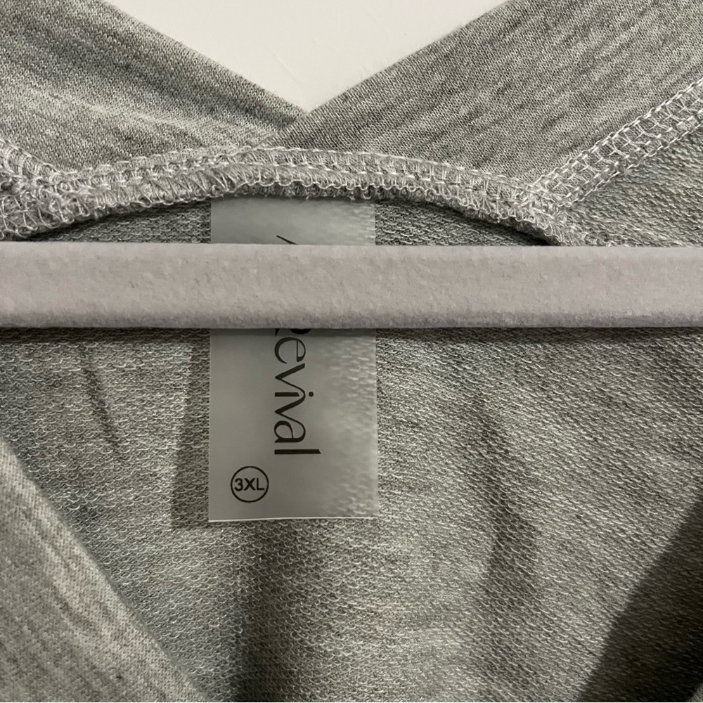 NEW Altar’d State AS Revival Gray Cropped Sweatshirt Size 3XL NWT - Picture 5 of 7